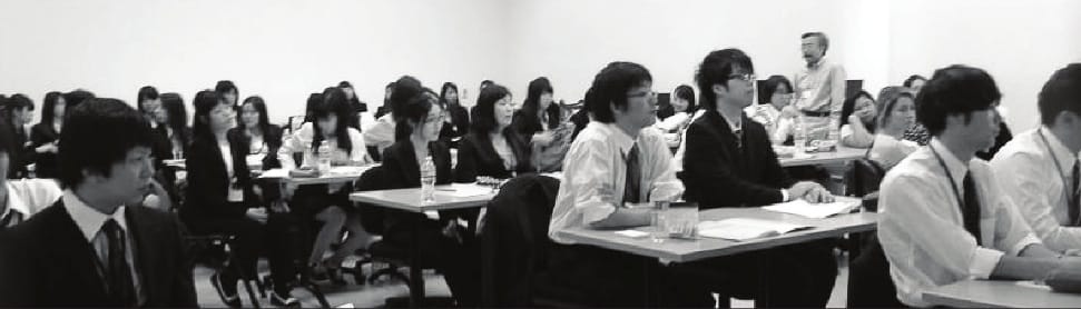 Japanese nursing students pay visit to City College