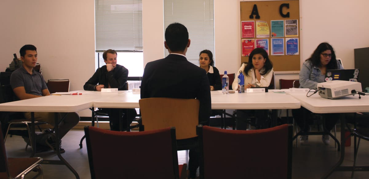 Associated Student Council votes in new senators