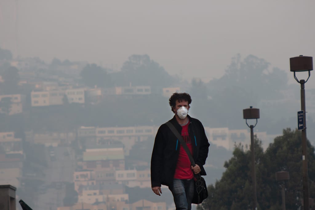 College copes with Camp Fire smoke