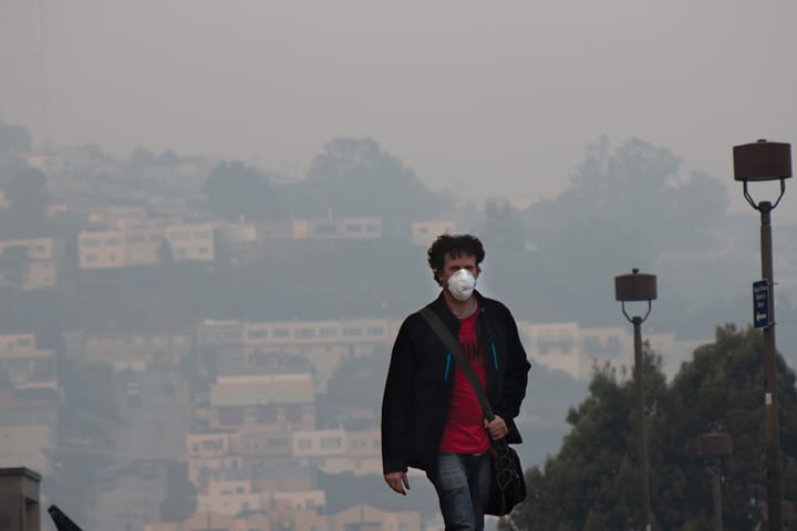 College copes with Camp Fire smoke