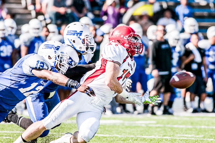 6_Photo_Sports_Football_CCSM_Bulldogs_IMG-002