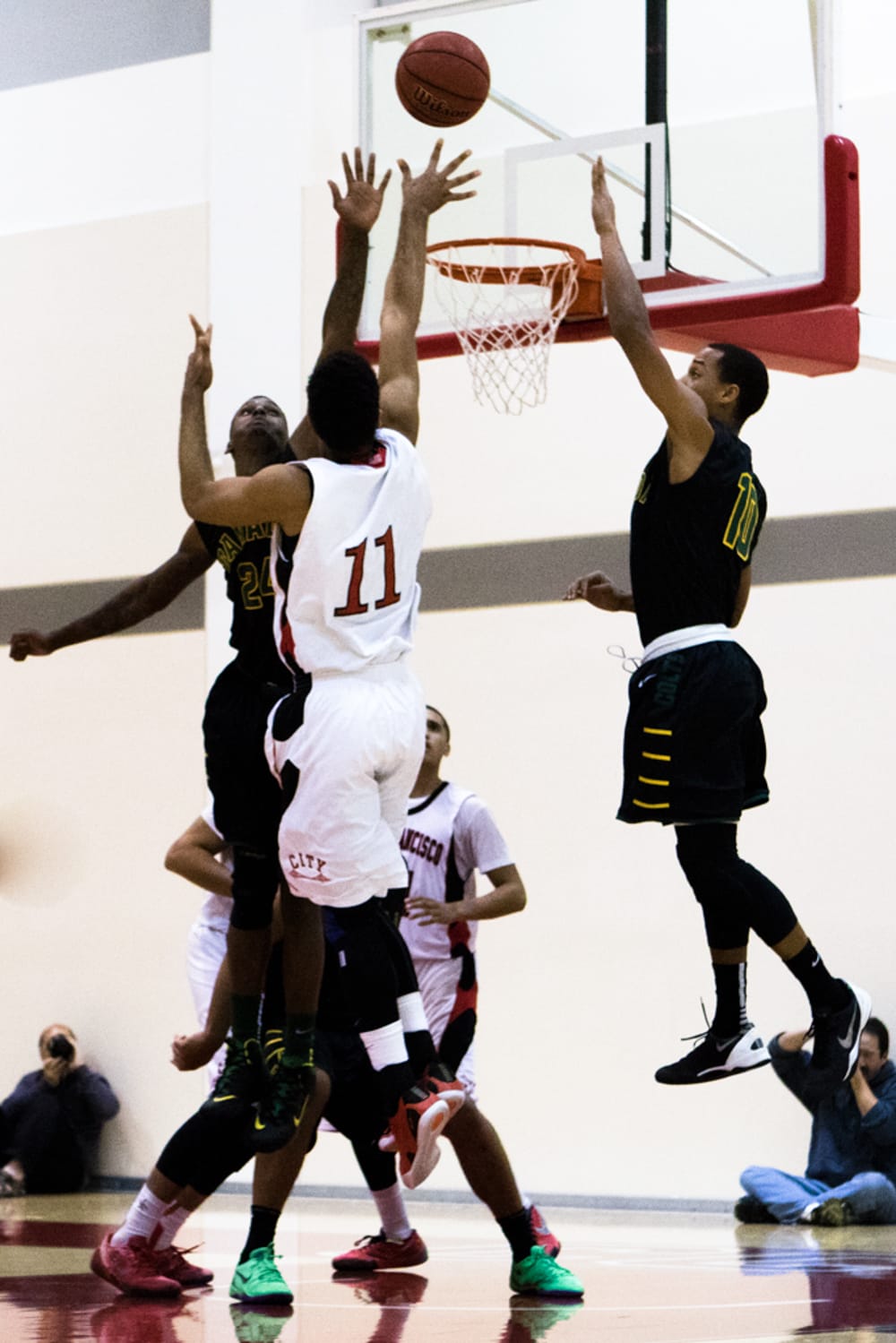 2_Sports_MensBasketballV.SCanada_Jan23_Wong (WEB)-2
