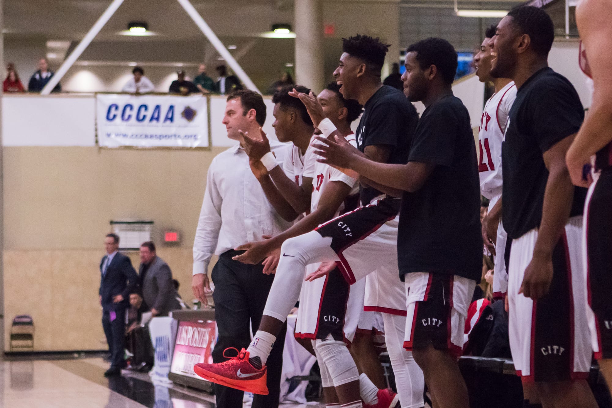City College men's basketball coach Justin Labagh and his team look on from the sidelines as they take on the Saddleback College Gauchos in the state title game on March 13, 2016 at Las Positas College in Livermore, Calif. (Photo by Peter Wong/Special to The Guardsman)