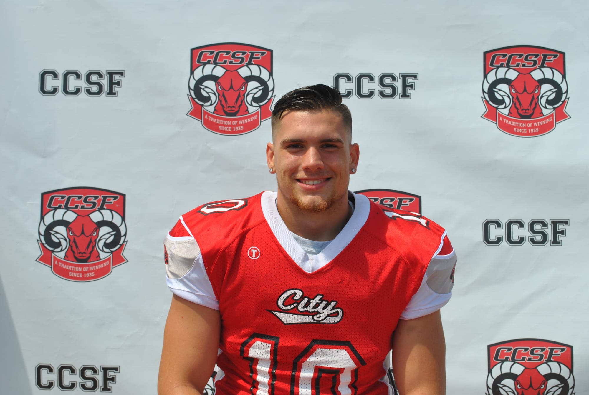  Linebacker Kobie Beltram (#10) signs with Eastern Michigan. Photo courtesy of CCSF Athletics Department. 