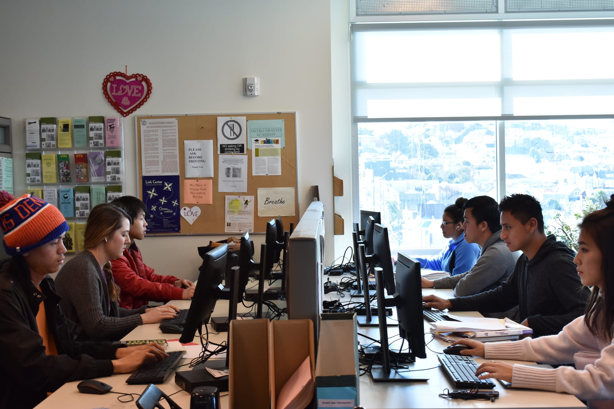 Various students can be seen utilizing the Link Center, MUB 301, for printing and computers in between classes on Feb. 15, 2017. Photo by Veronica Steiner/The Guardsman. 