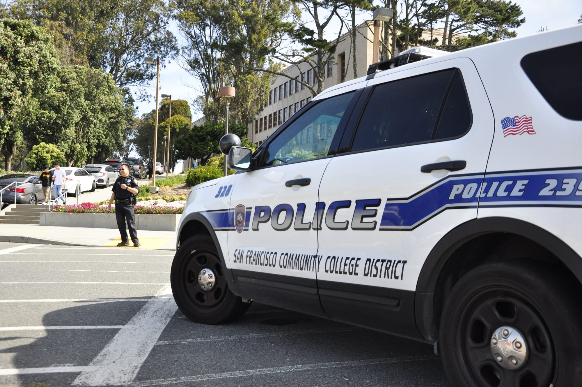 Officer V. Ngoi directing traffic during Frisco Day at Ocean Campus on May 4, 2018. Photo by Janeth R. Sanchez/The Guardsman.
